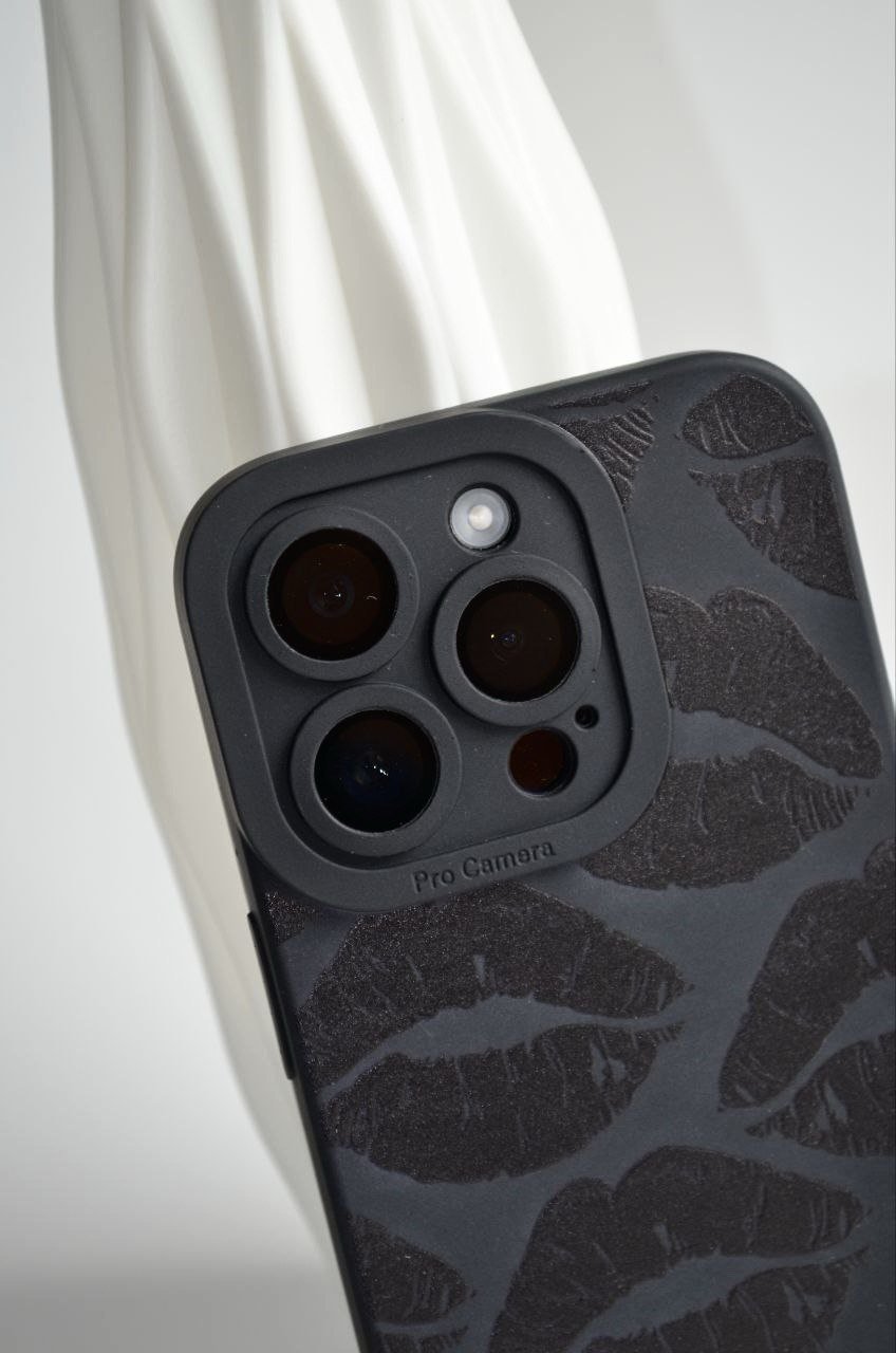 Чехол для Apple iPhone 15 Pro черный купить,450