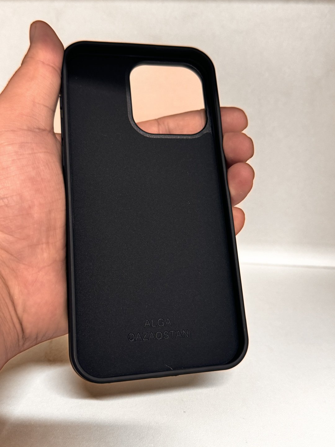 Чехол для Apple iPhone 13, iPhone 14 черный купить,1722
