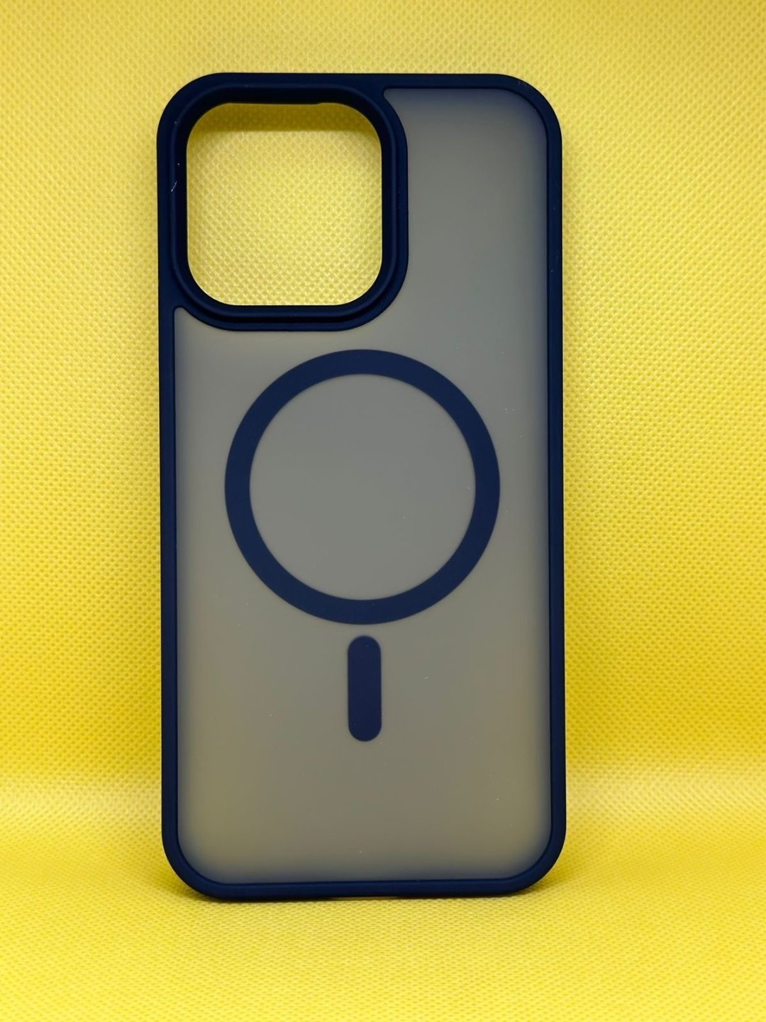 Чехол для Apple iPhone 15 Pro Max черный купить,956