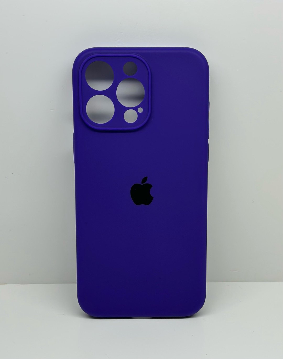Чехол для Apple iPhone 15 Pro Max фиолетовый купить,1060