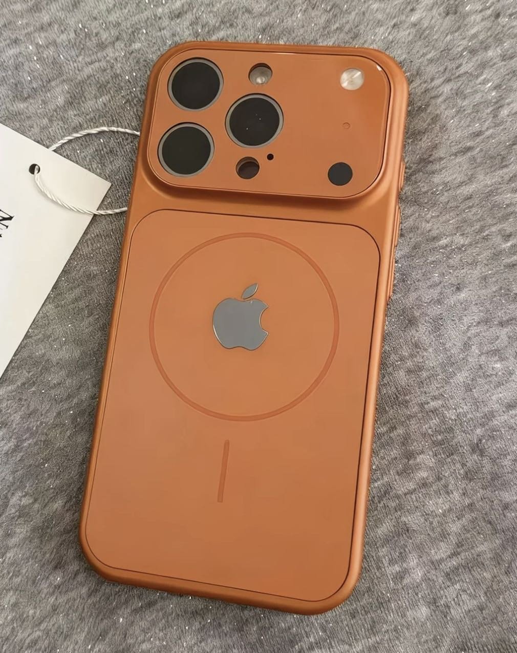 Чехол для Apple iPhone 15 Pro Max оранжевый