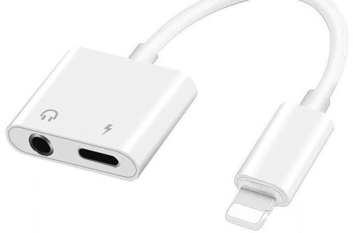 Переходник Moxom Lightning (F), Lightning (M), 0.1 м, белый