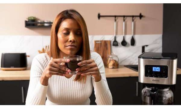 Кофеварка Cecotec капельная Coffee 66 Smart Plus черный