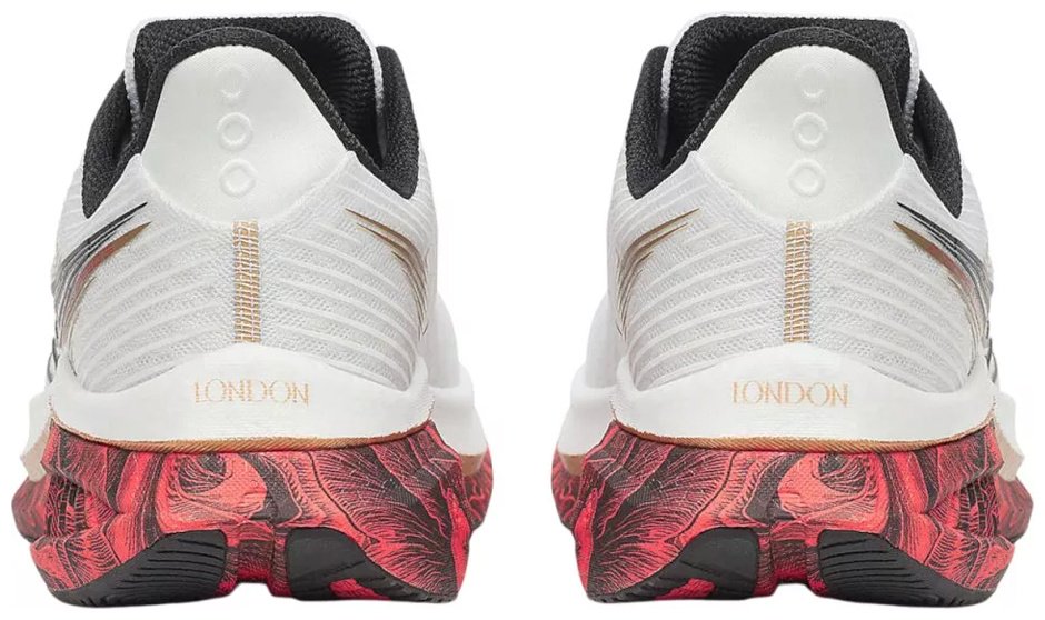 Кроссовки Saucony Endorphin Speed 5 белый купить,104900