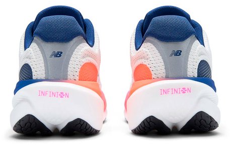 Кроссовки New Balance белый купить,146900