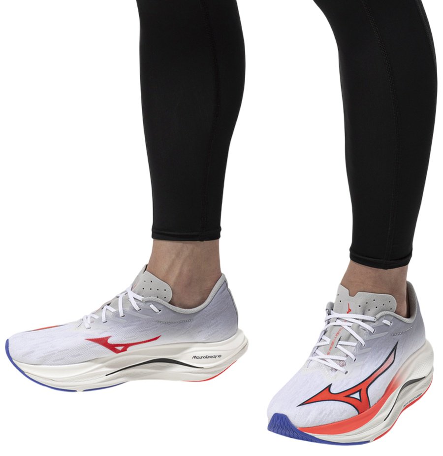 Кроссовки Mizuno Wave Rebellion Flash 3 мультиколор