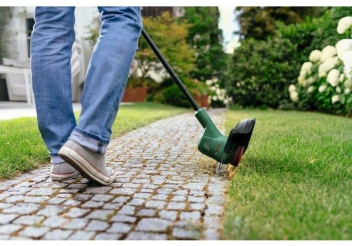 Триммер аккумуляторный Bosch EasyGrassCut 06008C1A03, леска - ForteMarket Триммер аккумуляторный Bosch EasyGrassCut 06008C1A03, леска купить,0