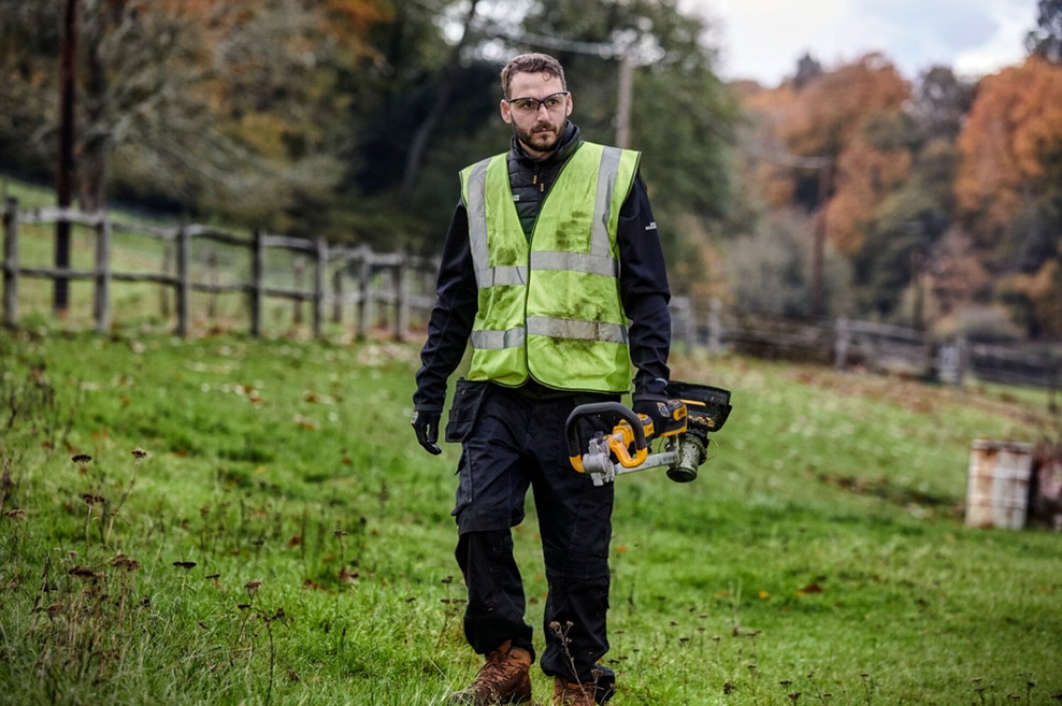 Триммер аккумуляторный DeWALT DCMST561N-XJ, леска купить,0