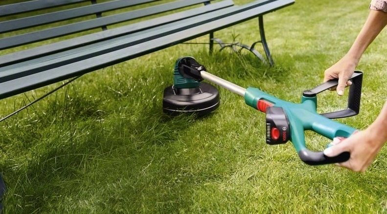 Триммер электрический Bosch ART 30 06008A5400, леска купить,NaN