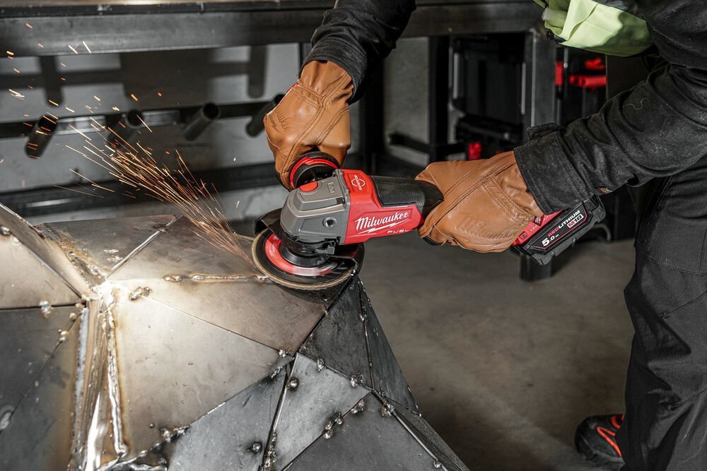 Шлифмашина угловая Milwaukee M18 ONEFSAG125XPDB-502X 4933478435 купить,0