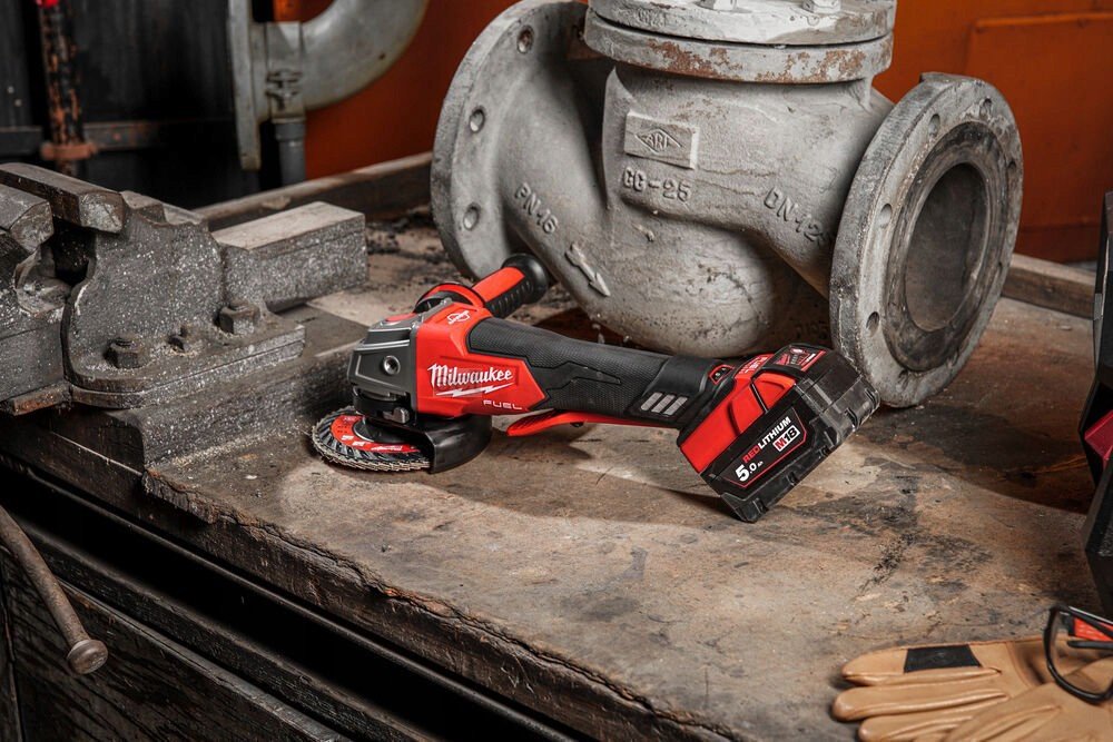 Шлифмашина угловая Milwaukee M18 ONEFSAG125XPDB-502X 4933478435 купить,0