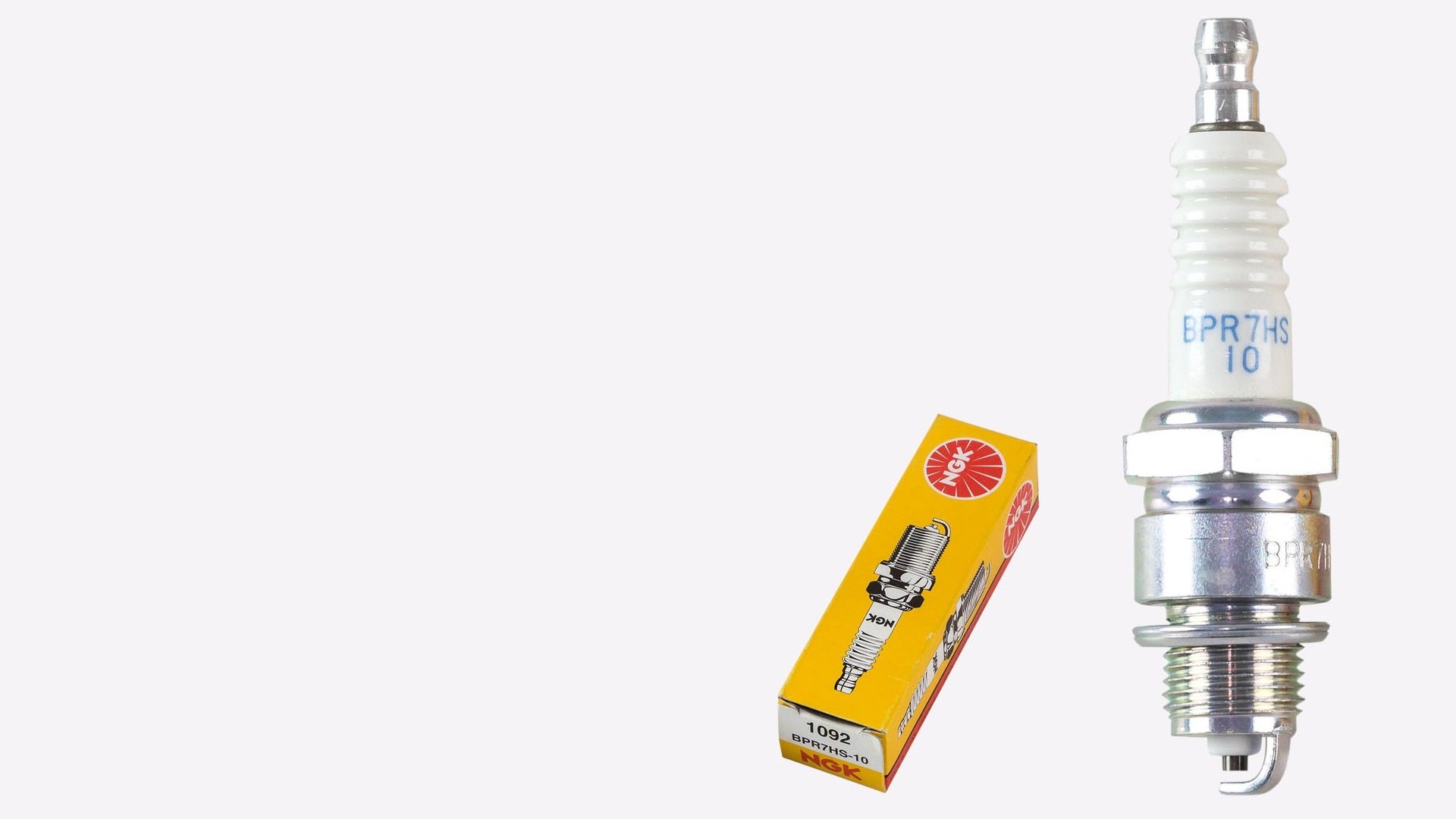 Свеча зажигания NGK BPR7HS10