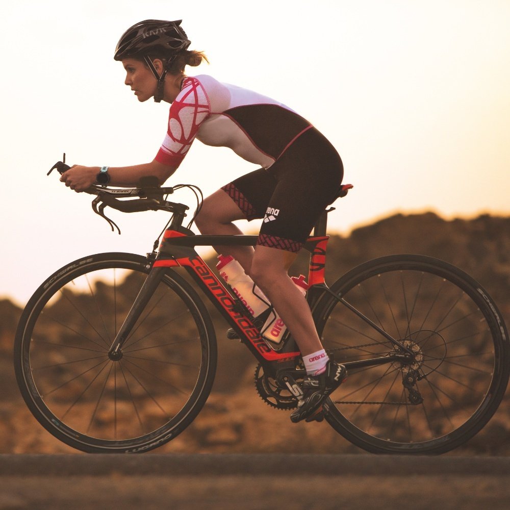 ARENA Trisuit Aero 2A952 1.8 мм белый S купить,79900