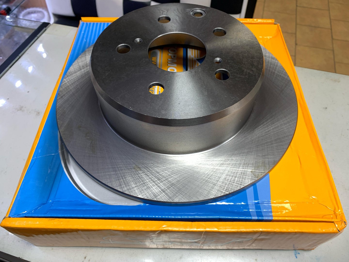Диски SAT задние ST-42431-22180 купить,27000