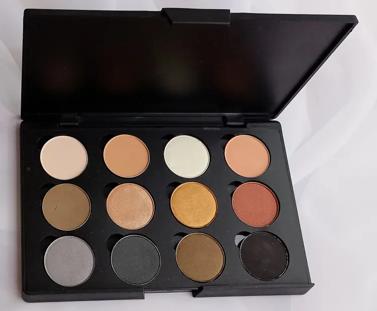Make-Up Atelier Paris тени прессованные Тени прессованные палитра 12 цветов сатиновый купить,NaN