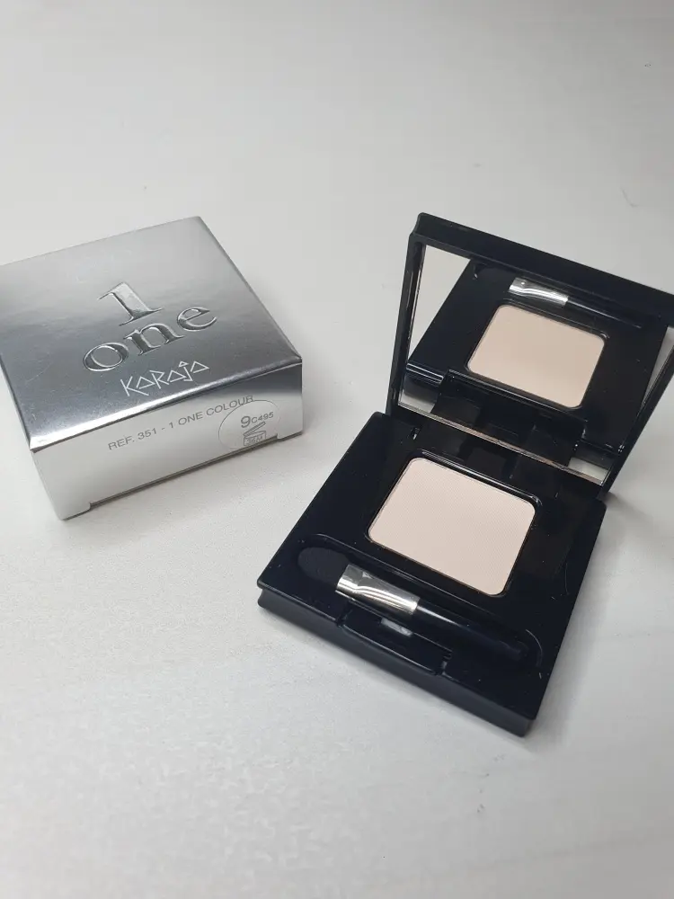 Karaja тени прессованные One Colour 09 купить,NaN