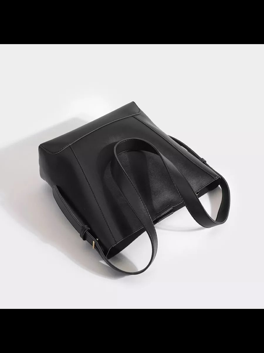 Сумка кросс-боди AVGUST ACCESSORIES экокожа черный купить,NaN