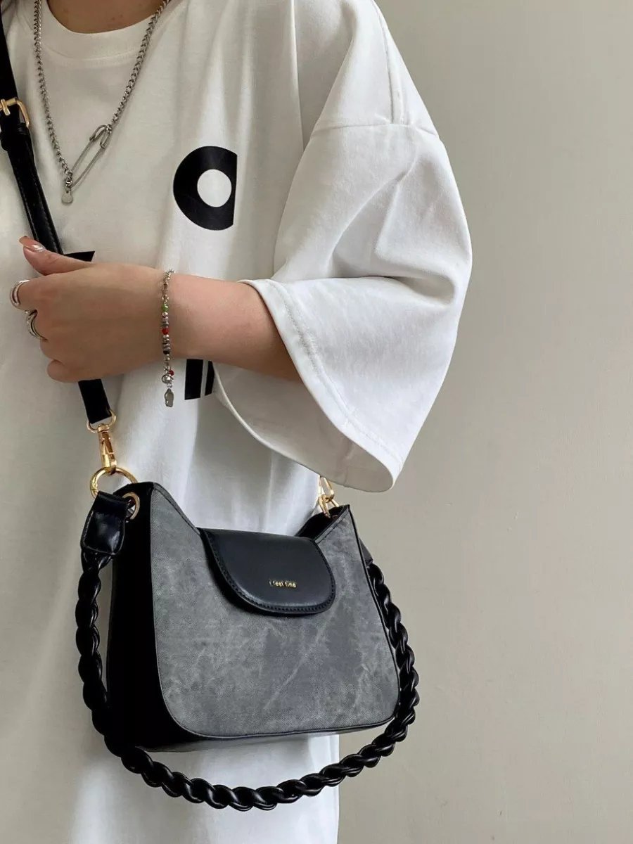Сумка багет Rare accessories экокожа черный купить,NaN