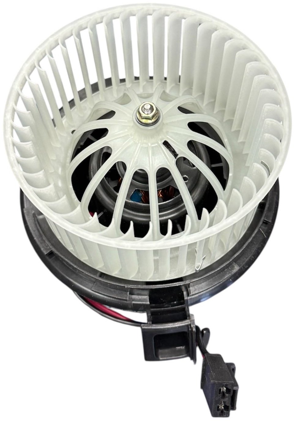 ZentParts вентилятор печки Z145183 Моторчик печки W212 W204