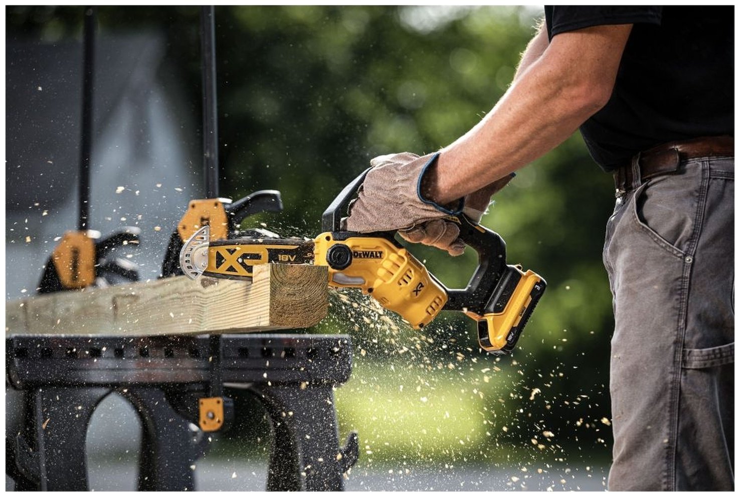 Цепная пила DeWALT аккумуляторная DCMPS520P1-QW купить,0