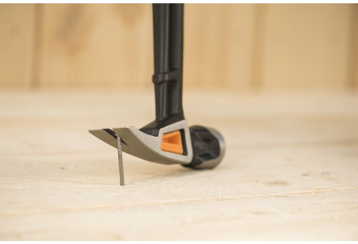 FISKARS молоток столярный 1020214 купить,NaN