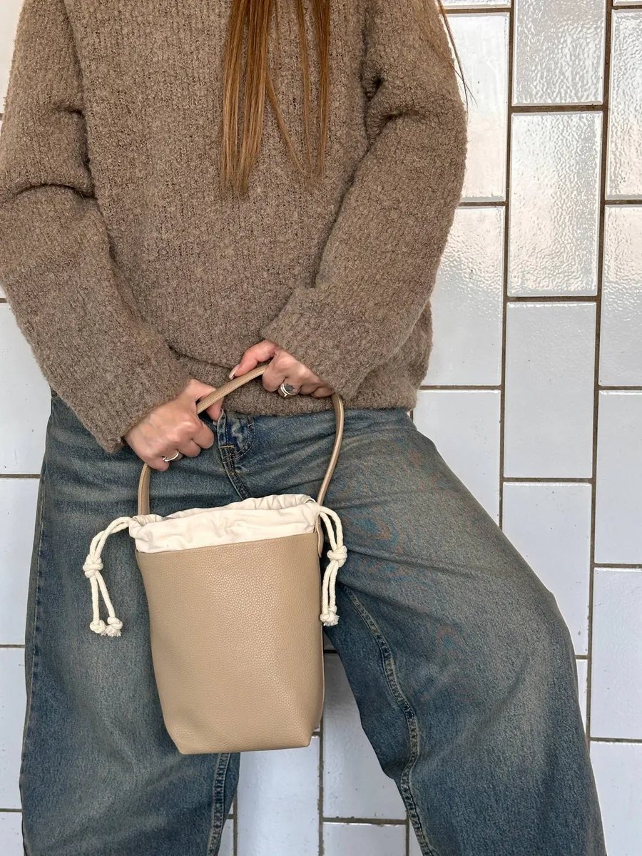 Сумка кросс-боди HYPEBAZAAR экокожа бежевый купить,NaN