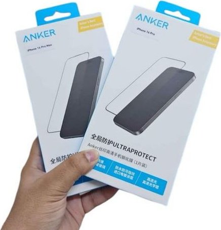 Стекло для Apple iPhone 16 Pro черный