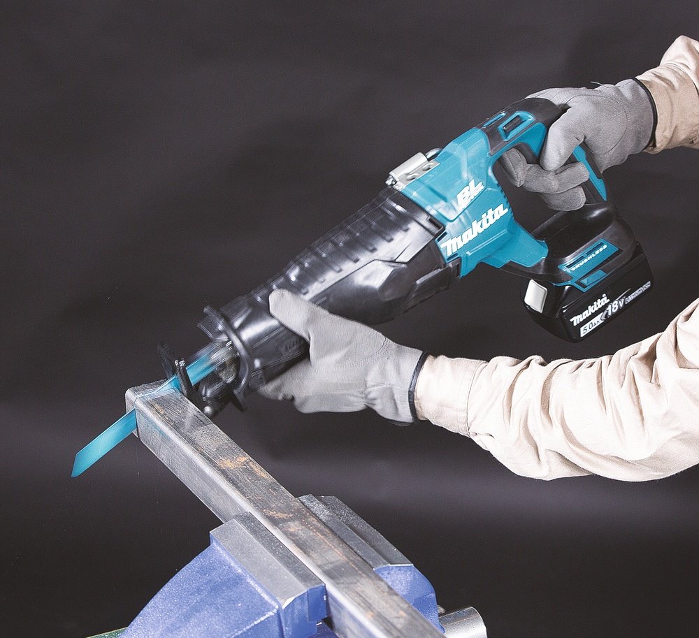 Сабельная пила Makita DJR187RT - ForteMarket Сабельная пила Makita DJR187RT купить,0