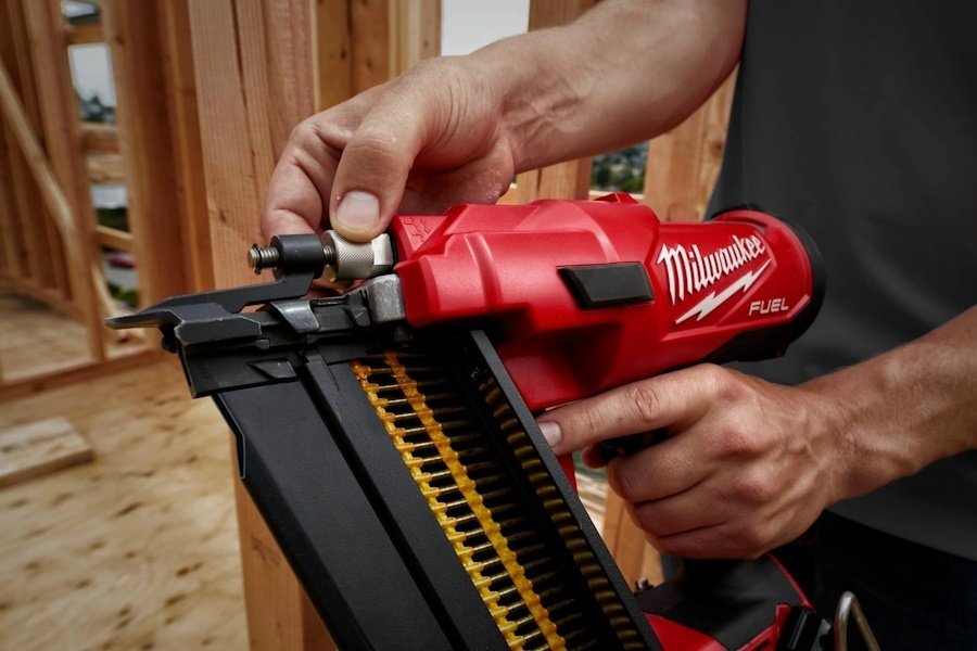 Гвоздезабивной пистолет Milwaukee аккумуляторный M18 FFN21-0C 4933478993 купить,0