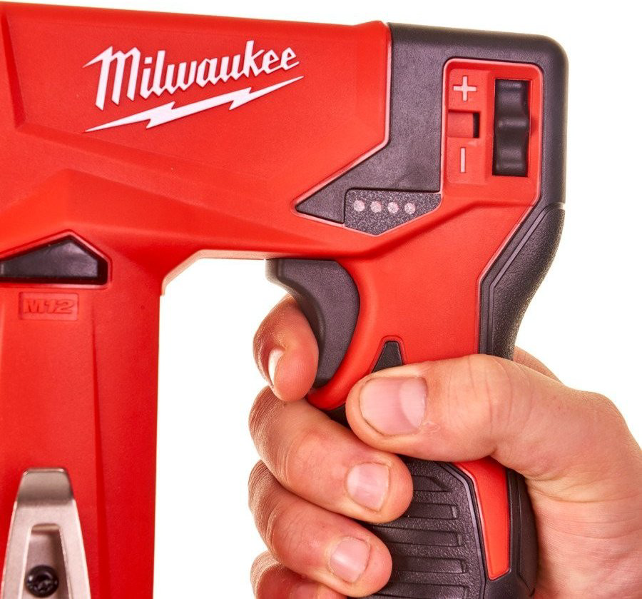 Скобозабиватель Milwaukee аккумуляторный M12 BST-0 4933459634 купить,132190