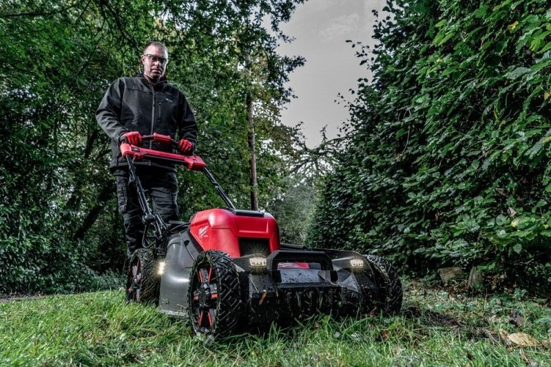 Газонокосилка колесная аккумуляторная Milwaukee M18 F2LM53-0 4933479584 купить,NaN