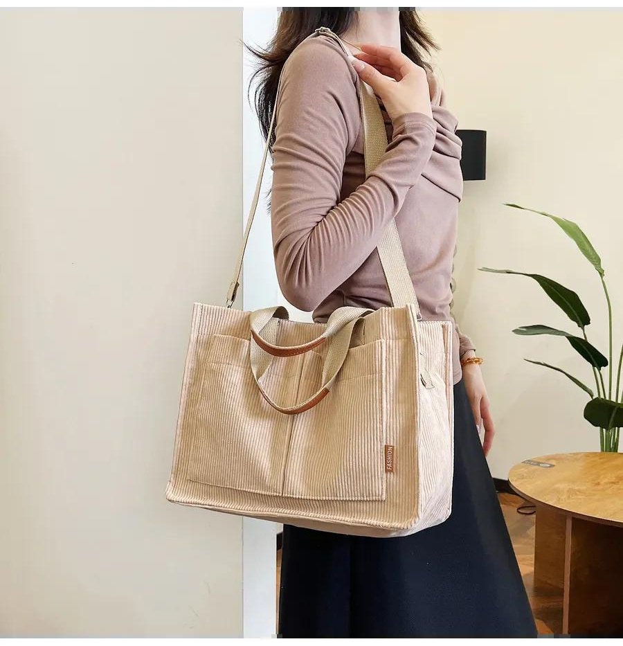 Сумка тоут BAGS_CHI пластик бежевый купить,NaN