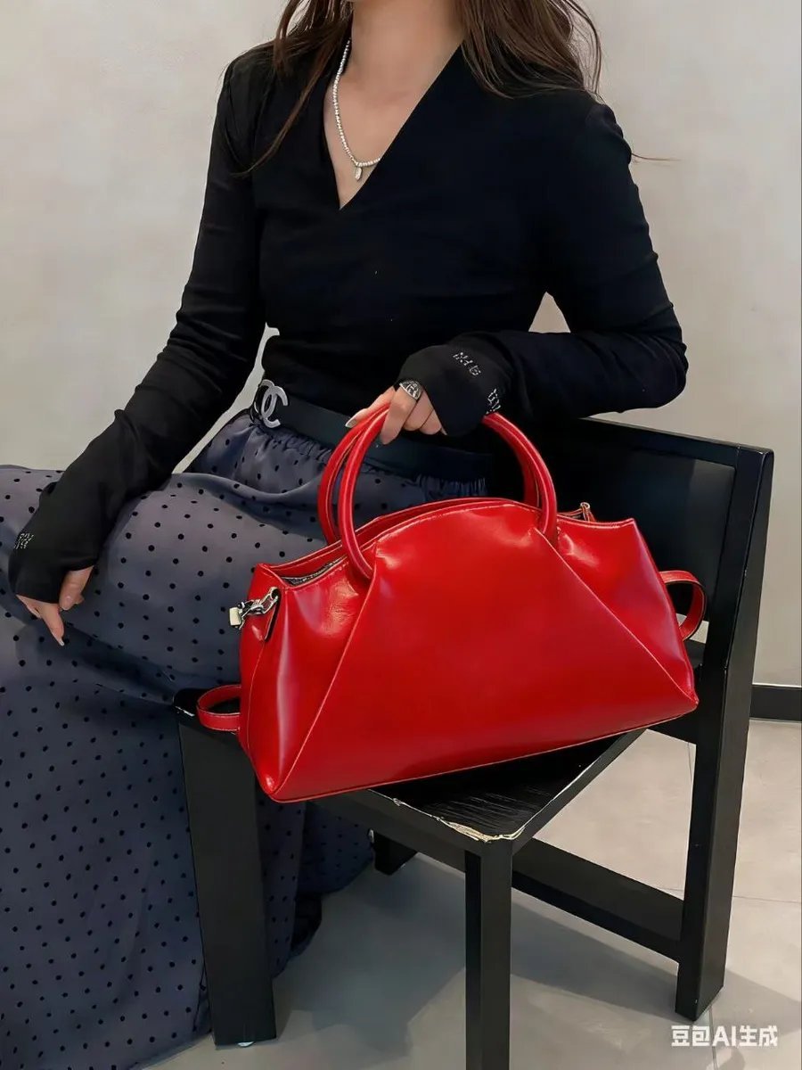 Мини-сумка A&U BAGS натуральная кожа красный купить,NaN