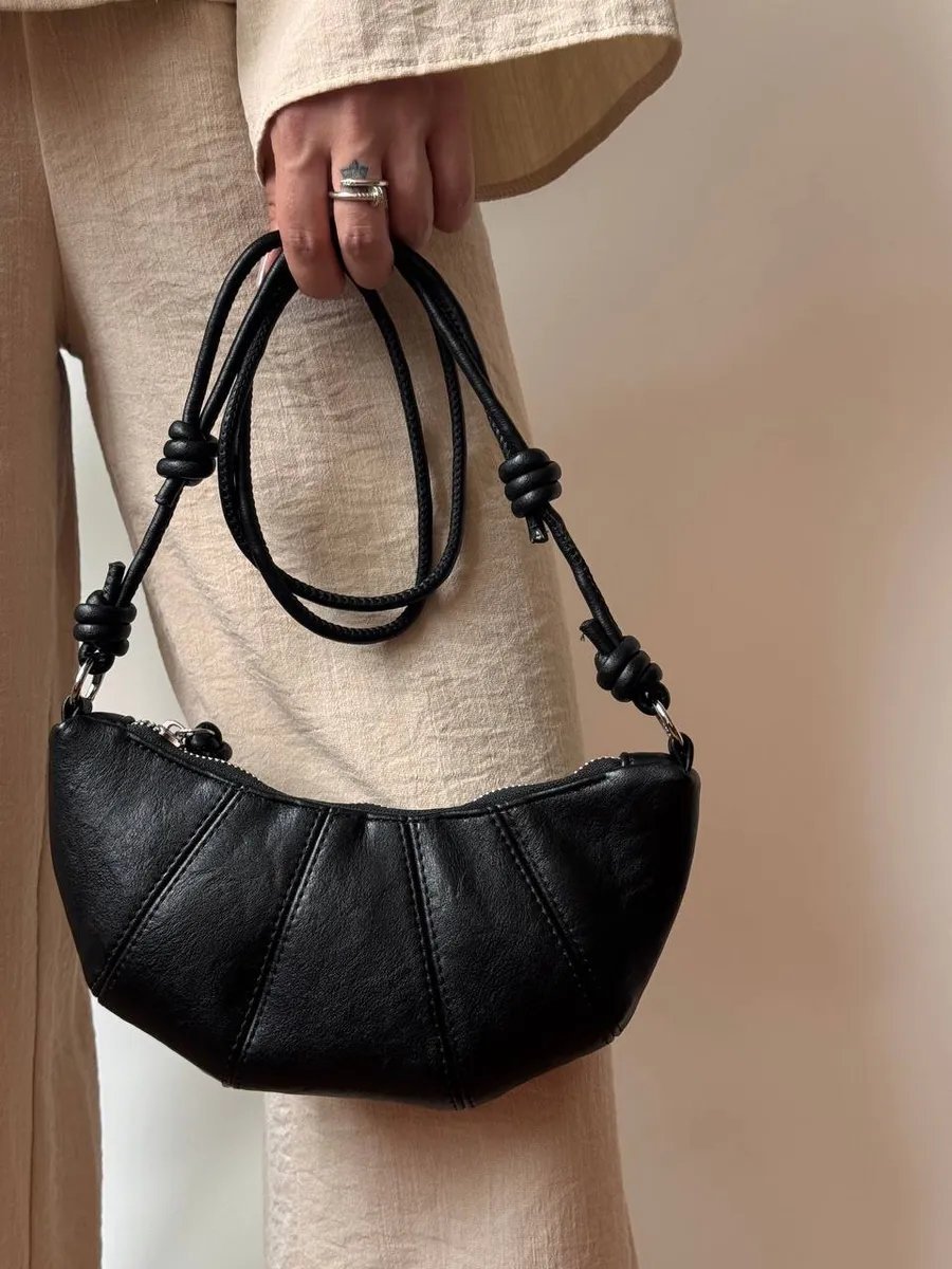 Сумка кросс-боди HYPEBAZAAR экокожа черный купить,NaN