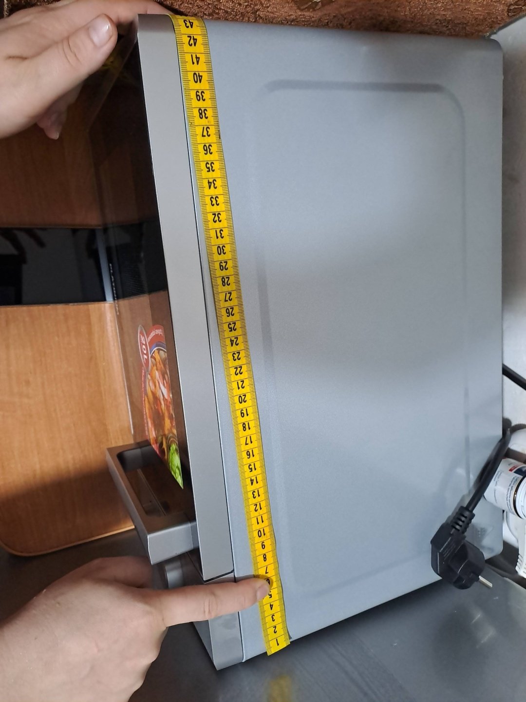 Микроволновая печь Platinium PLM-B20C7707S серый