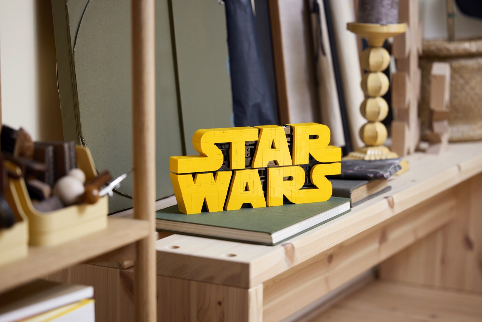 Конструктор LEGO StarWars, деталей 700 шт - ForteMarket Конструктор LEGO StarWars, деталей 700 шт купить,0
