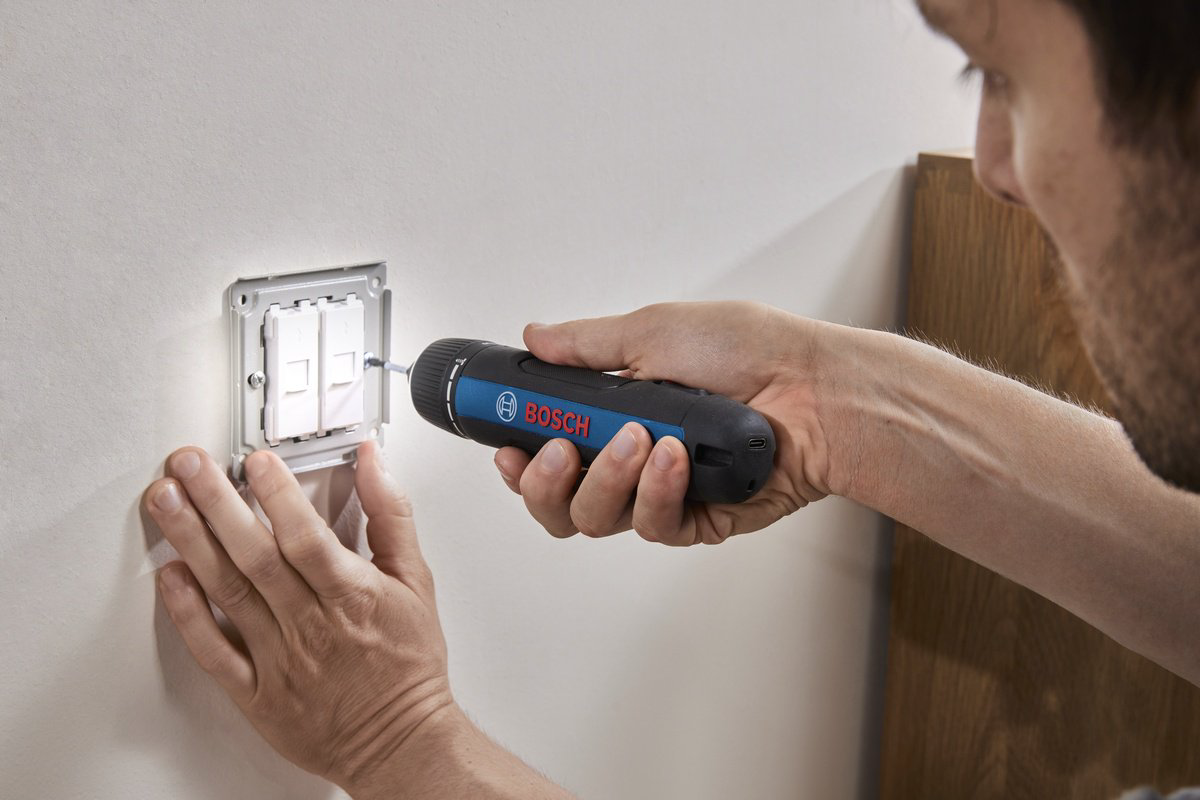 Аккумуляторная отвертка Bosch Go Professional, 06019H2200 купить,29100