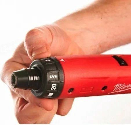 Аккумуляторная отвертка Milwaukee M4 D-202B 4933440475, купить,NaN
