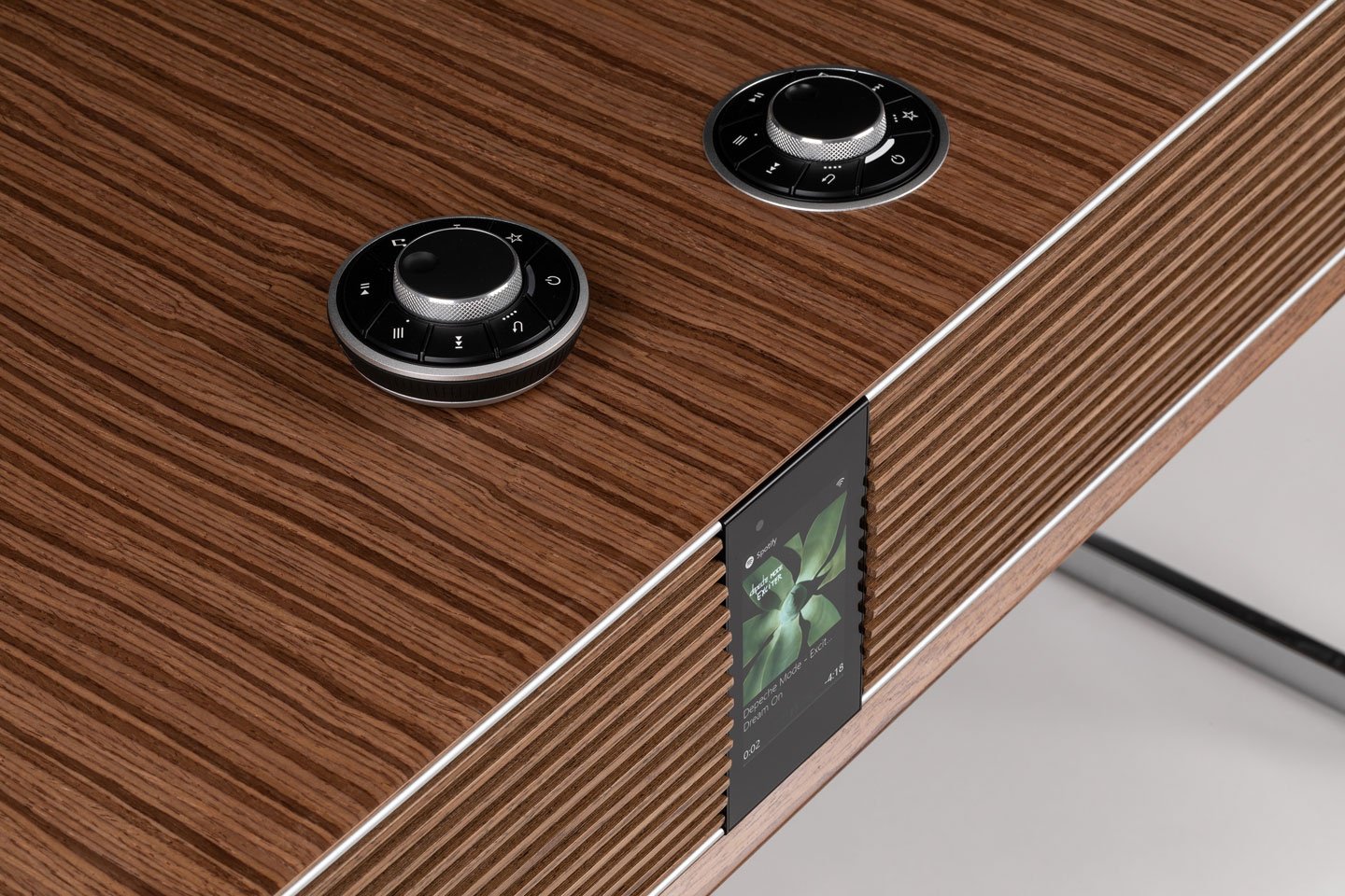 Музыкальный центр Ruark Audio R810