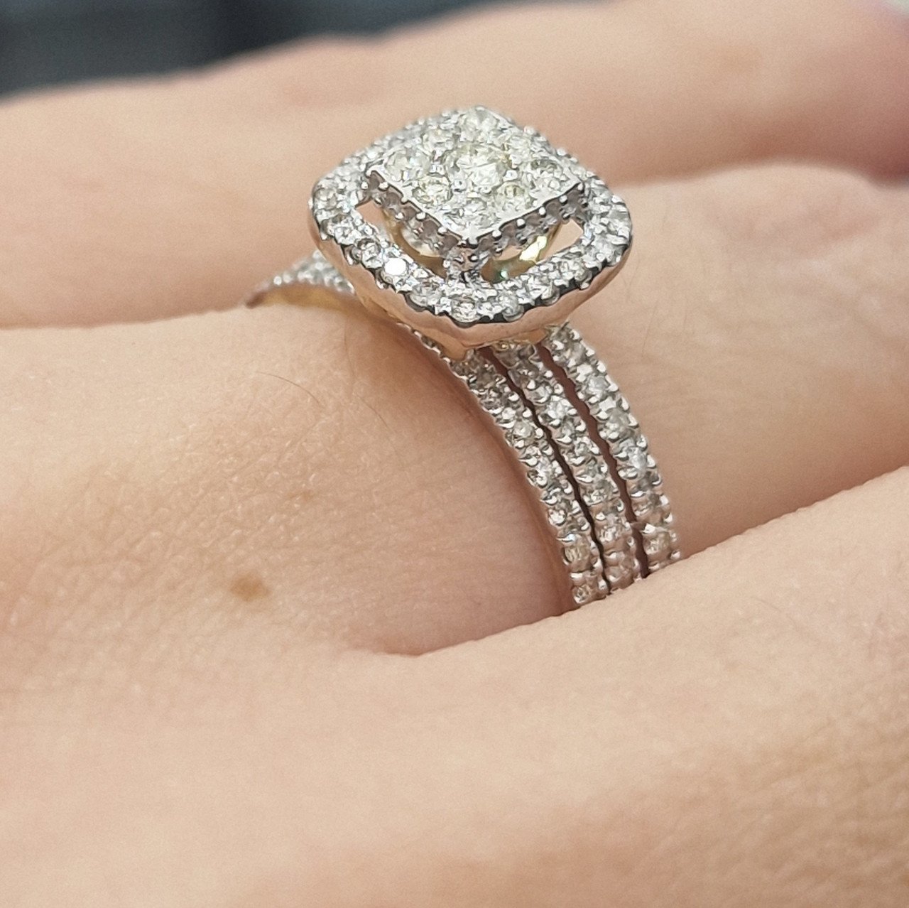 Кольцо Deimantas 104840835 17,5р 4,47гр 0,60ct. купить,NaN
