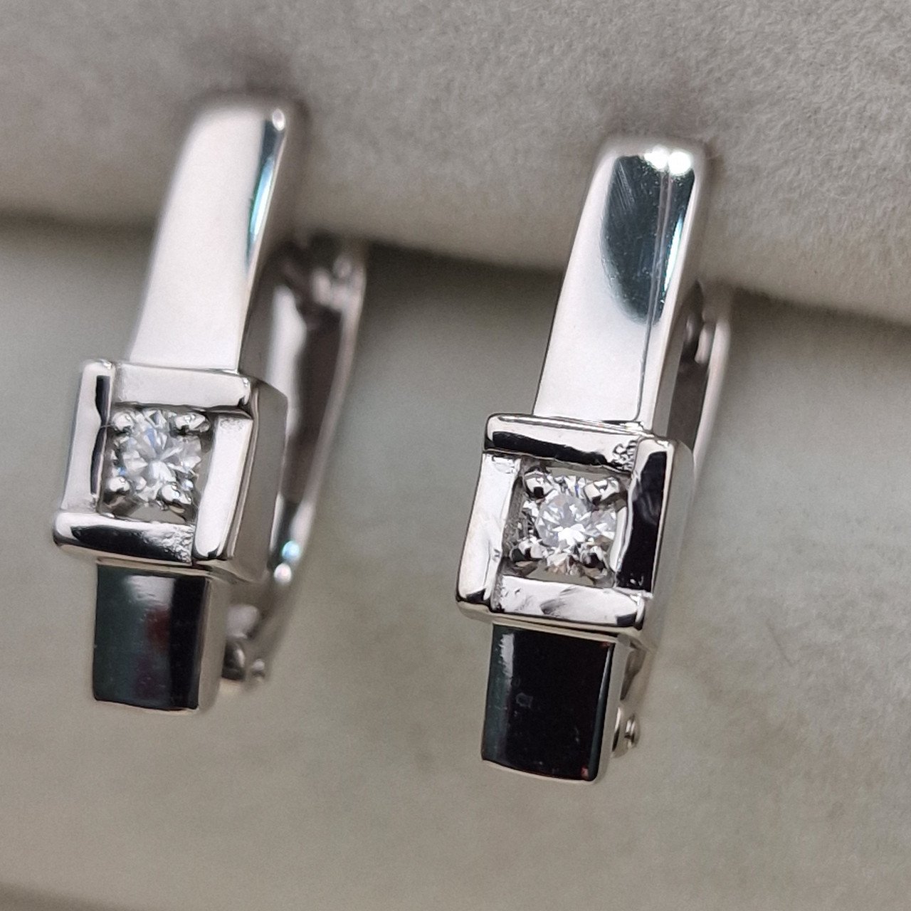 Серьги Deimantas 105085698 3,56гр 0,126ct. купить,NaN