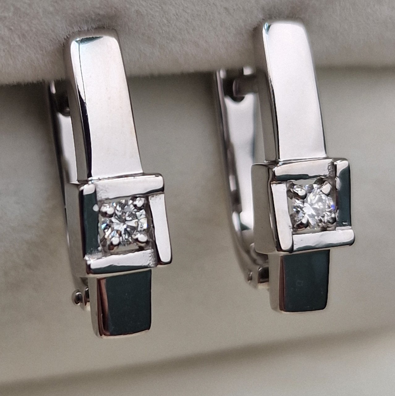 Серьги Deimantas 105085698 3,56гр 0,126ct. купить,NaN