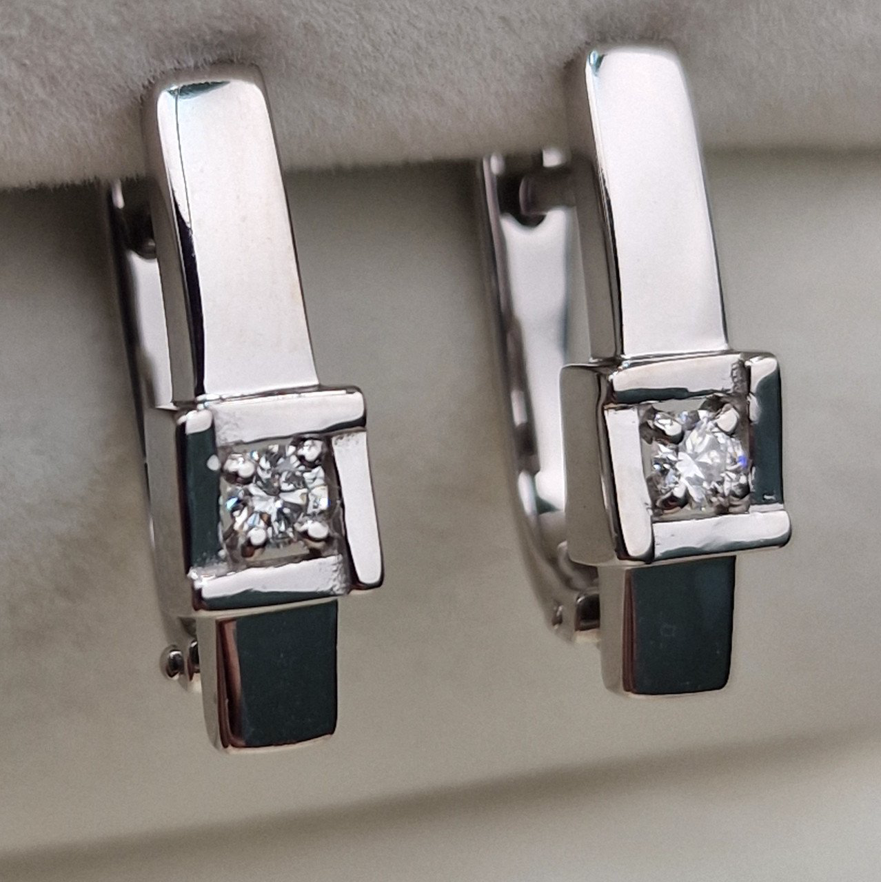 Серьги Deimantas 105085698 3,56гр 0,126ct. купить,NaN