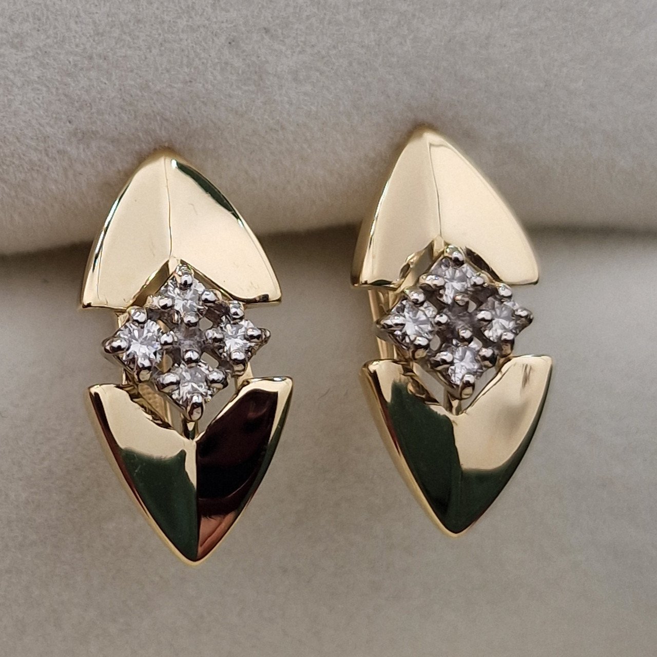 Серьги Deimantas 103670859 2,35гр 0,25ct. купить,NaN
