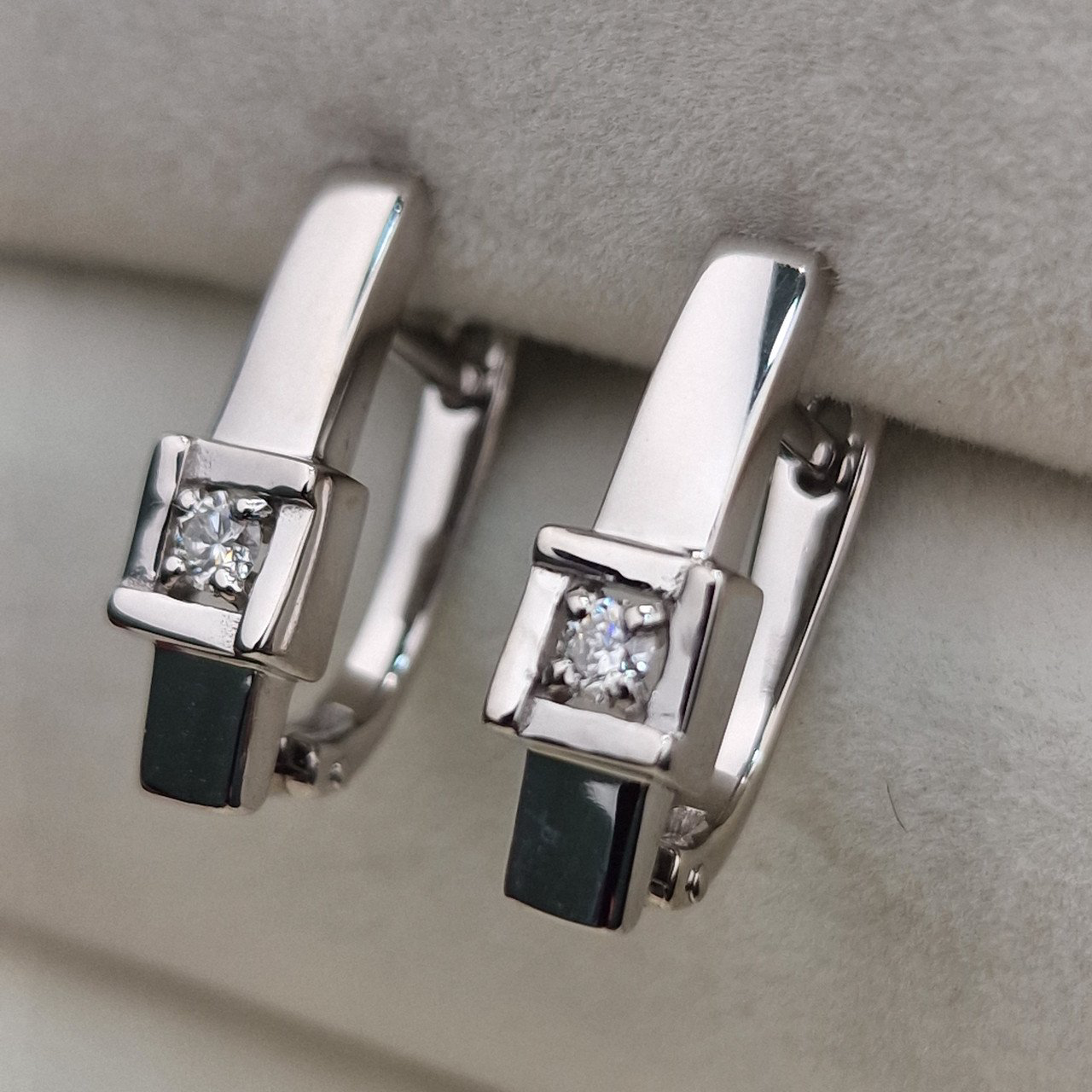 Серьги Deimantas 105085698 3,56гр 0,126ct. купить,NaN
