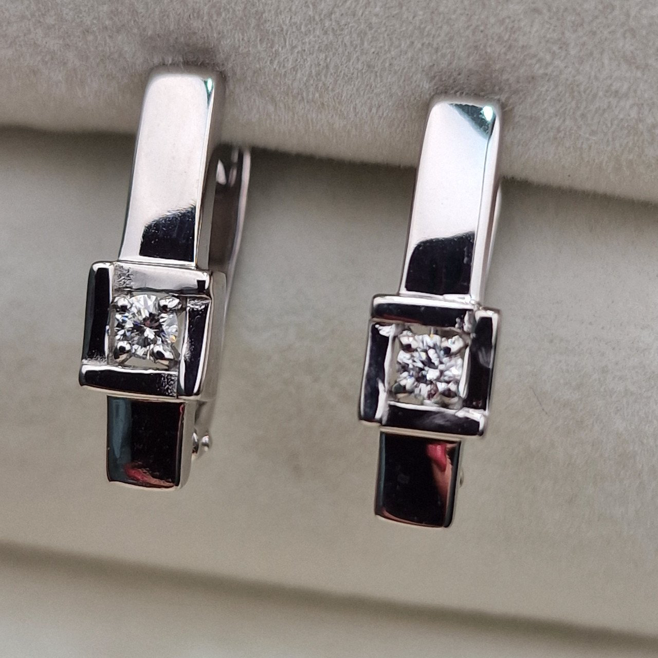 Серьги Deimantas 105085698 3,56гр 0,126ct. купить,NaN