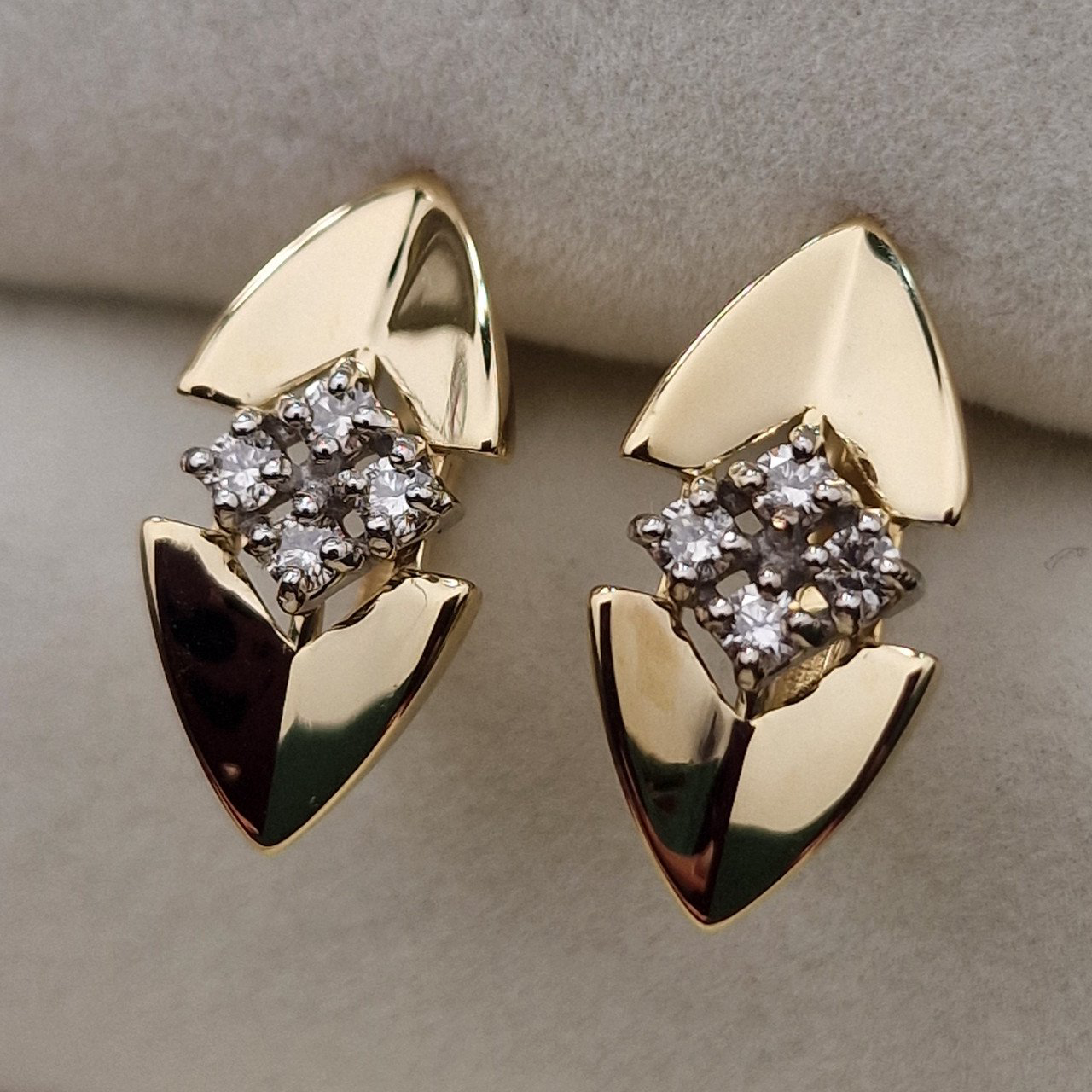 Серьги Deimantas 103670859 2,35гр 0,25ct. купить,NaN