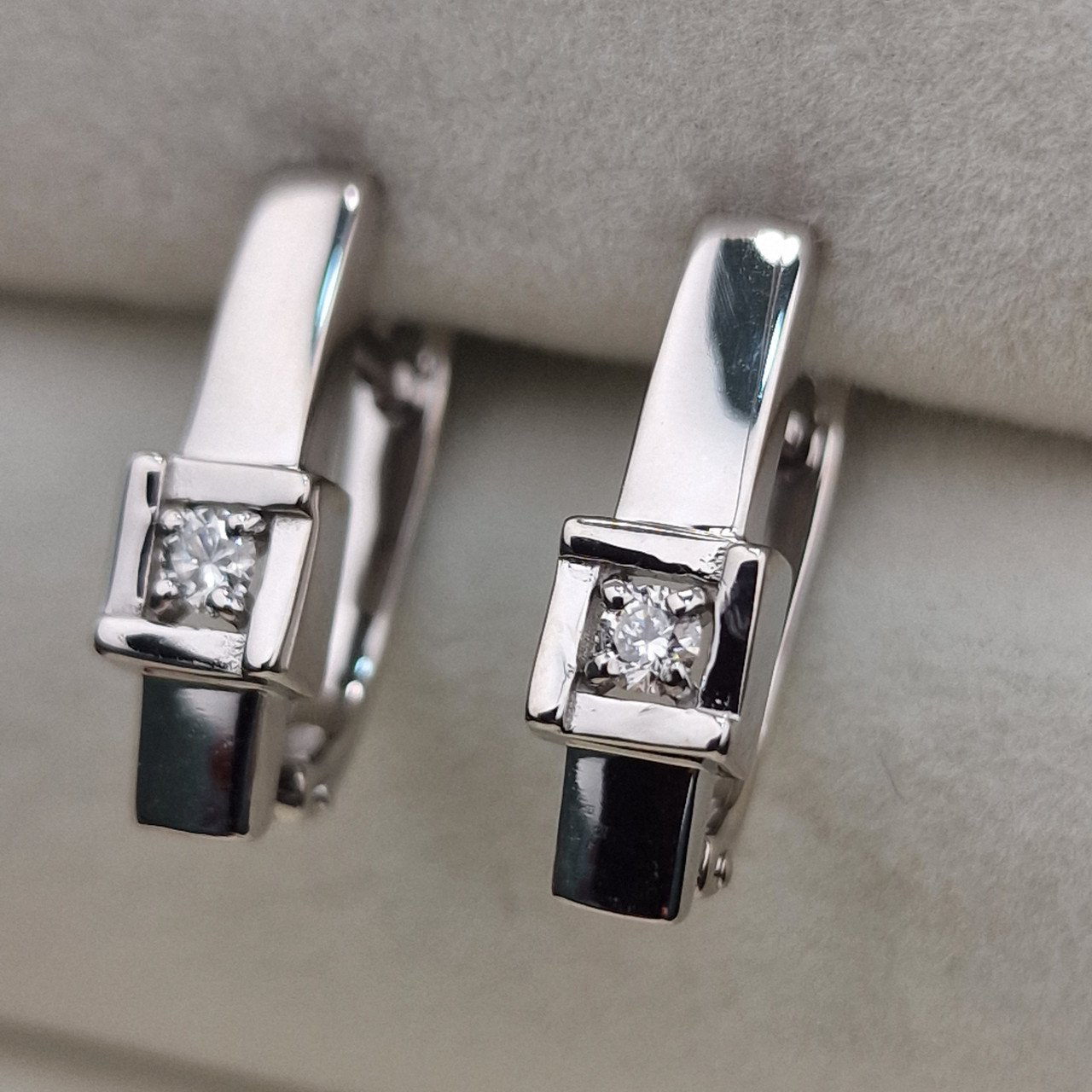 Серьги Deimantas 105085698 3,56гр 0,126ct. купить,NaN