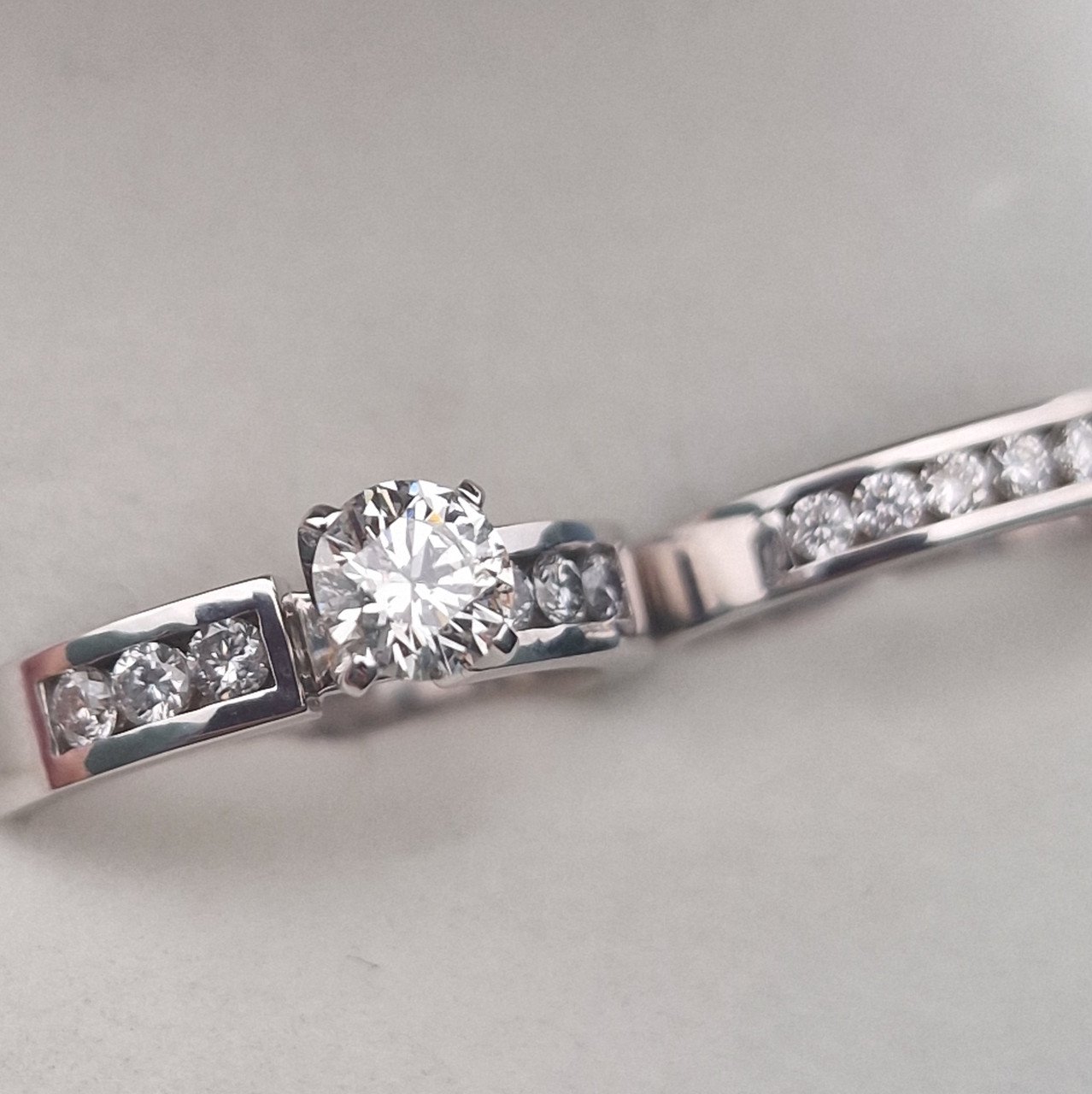 Кольцо Deimantas 104840844 17р 8,01гр 1,07ct. купить,NaN