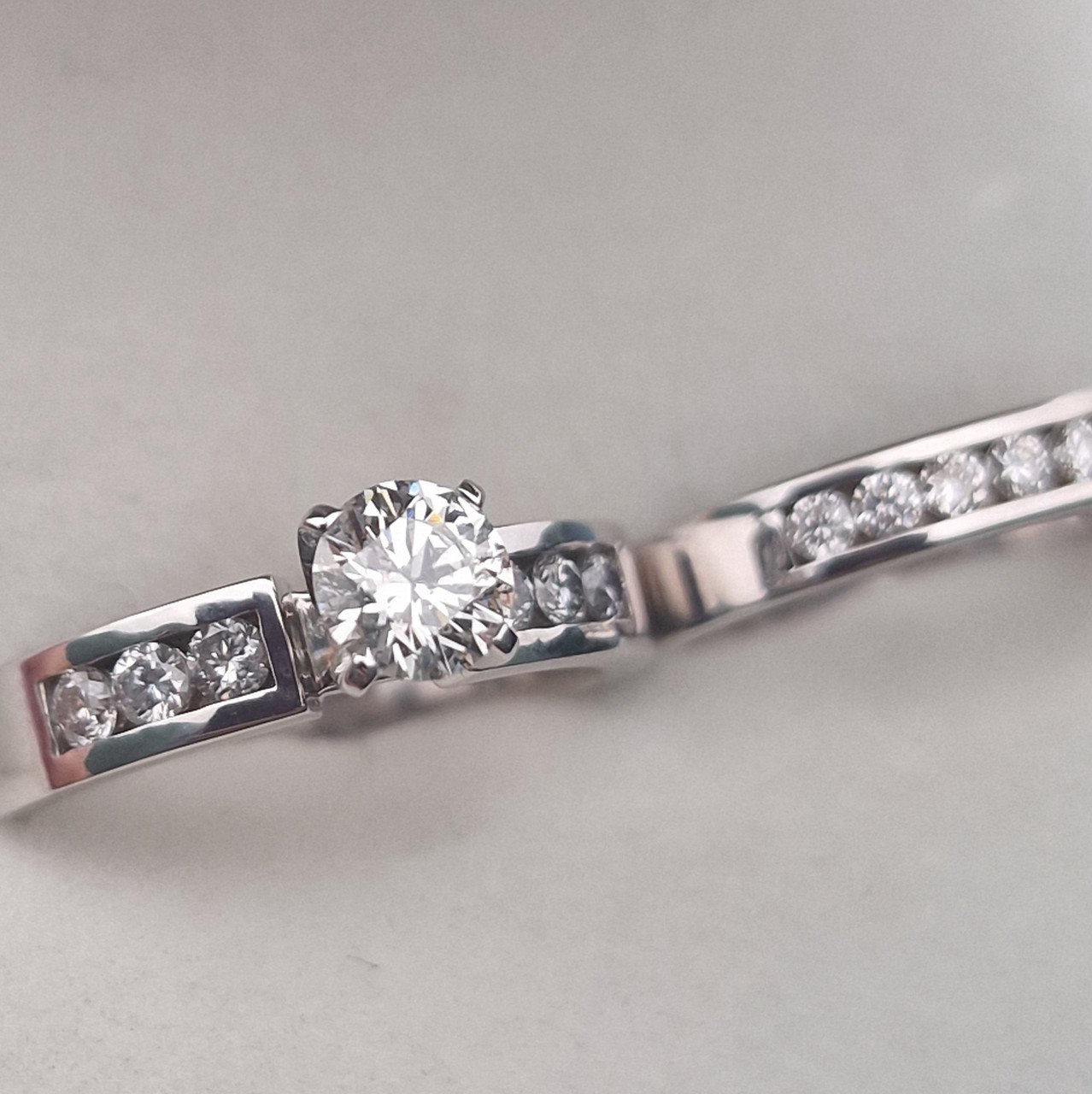 Кольцо Deimantas 104840844 17р 8,01гр 1,07ct. купить,NaN